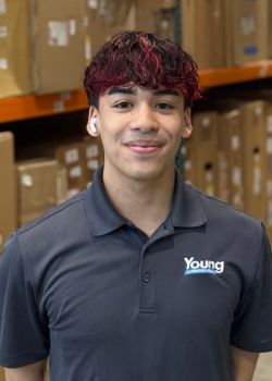 <p><strong>Javier Acabal<br/></strong>Night Crew<br/></p>