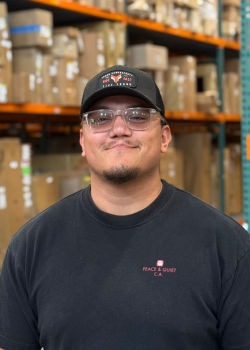 <p><strong>Javi Arvayo <br/></strong>Receiving Specialist<br/></p>